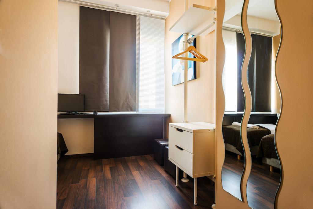 Apple City Hotel Berlin Room photo