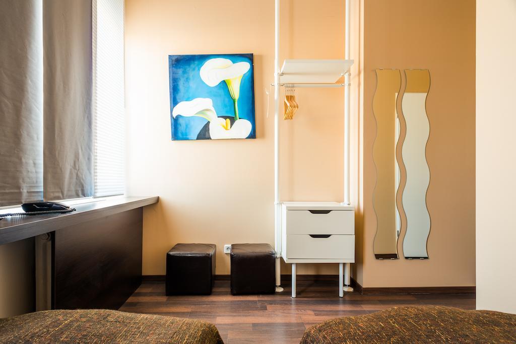 Apple City Hotel Berlin Room photo
